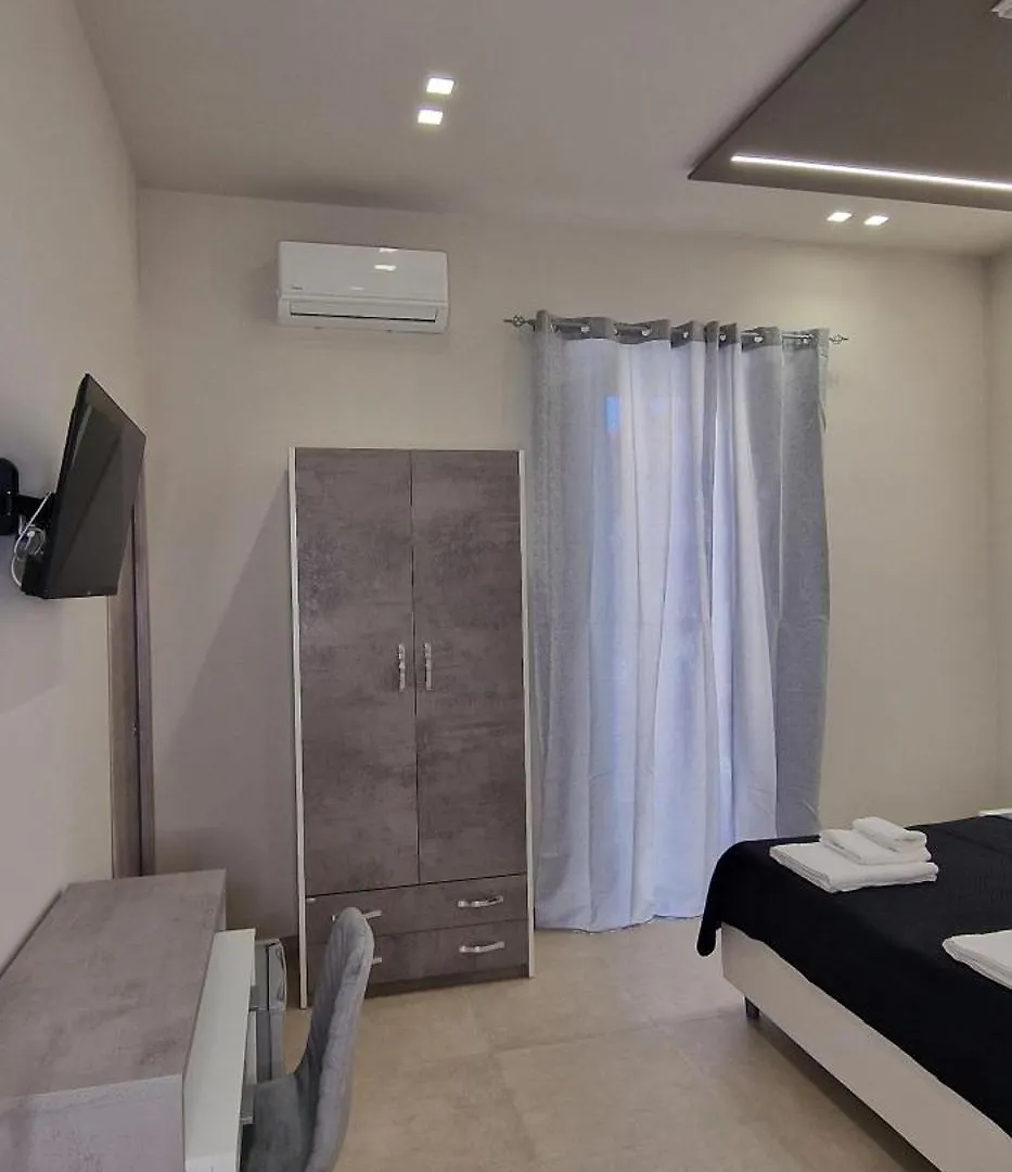 Mopi Maison Naples