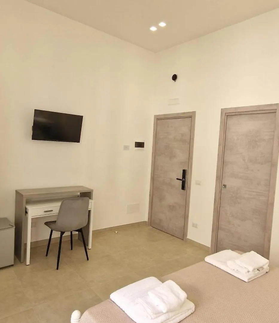 Guest house Mopi Maison Naples Italy