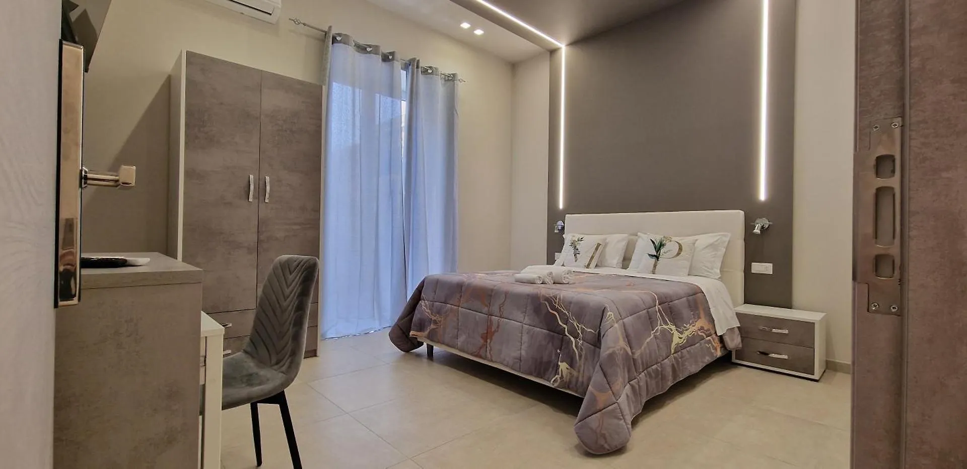 Guest house Mopi Maison Naples