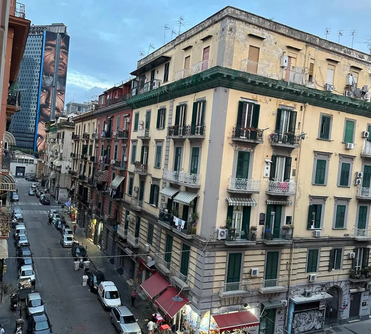 Mopi Maison Neapol