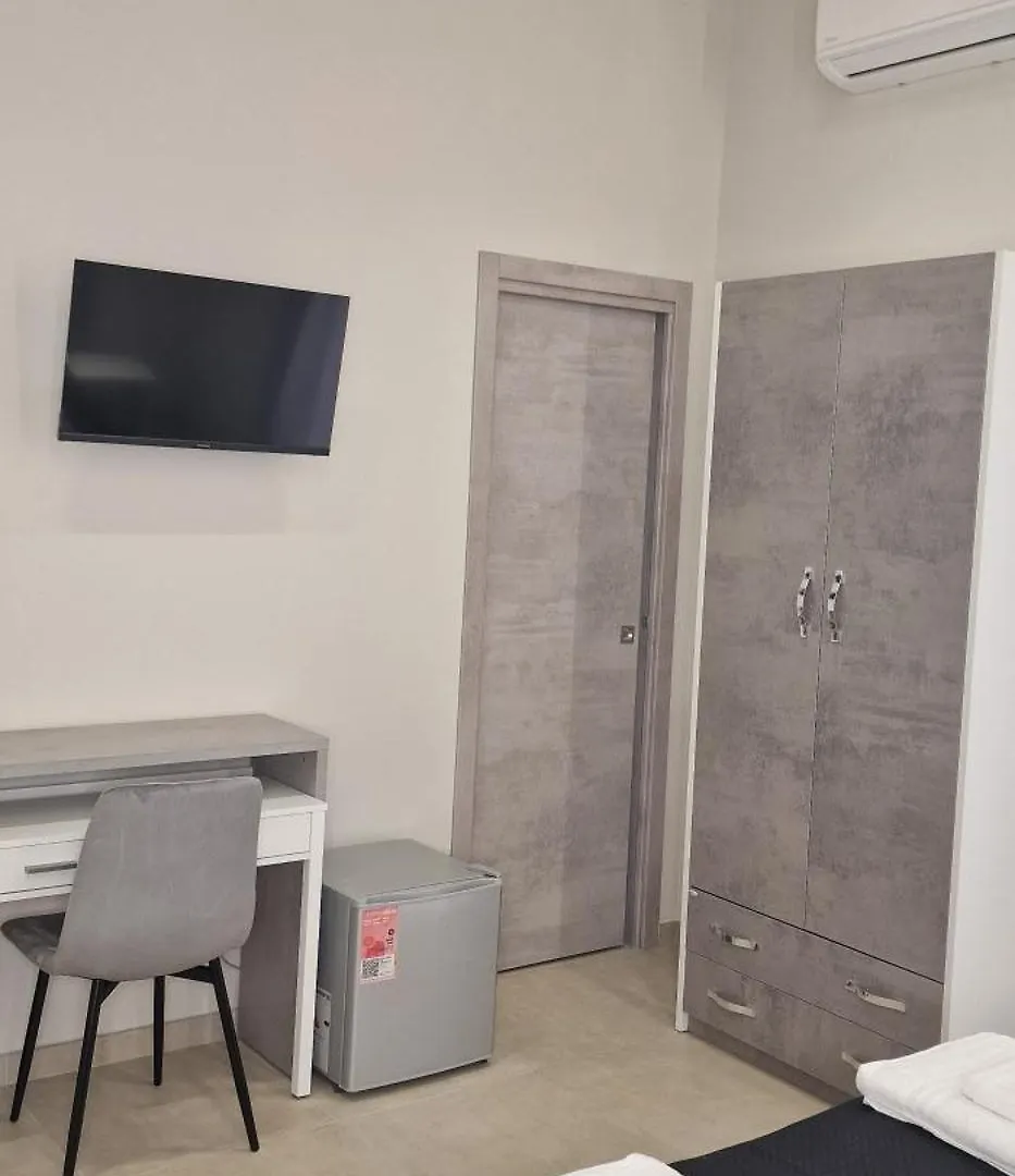 Mopi Maison Neapol Itálie
